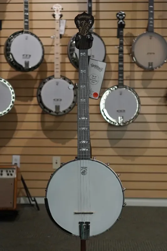 Artisan Goodtime Jr. Showroom Banjo