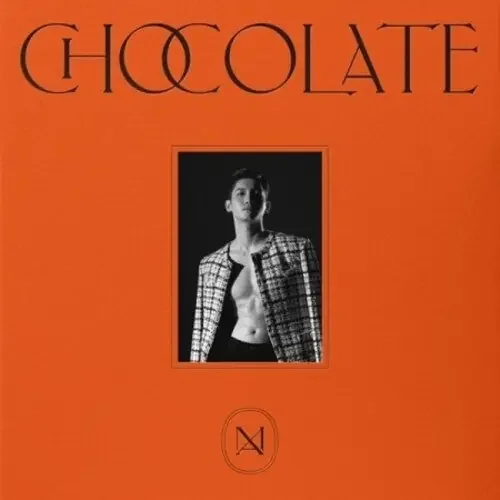 Max Chocolate (Random Cover) (incl. 104pg Photobook, Photocard + Postcard) – COMPACT DISCS