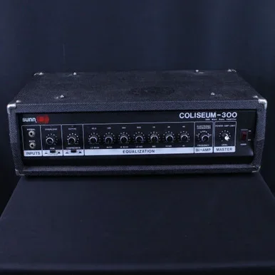 Used Sunn COLISEUM 300 BASS HEAD Vintage Bass Amplifier Head